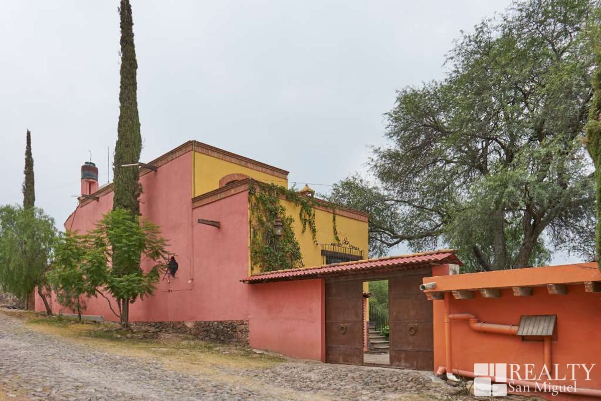 41446 Casa Pedro Paramo - El  - Home